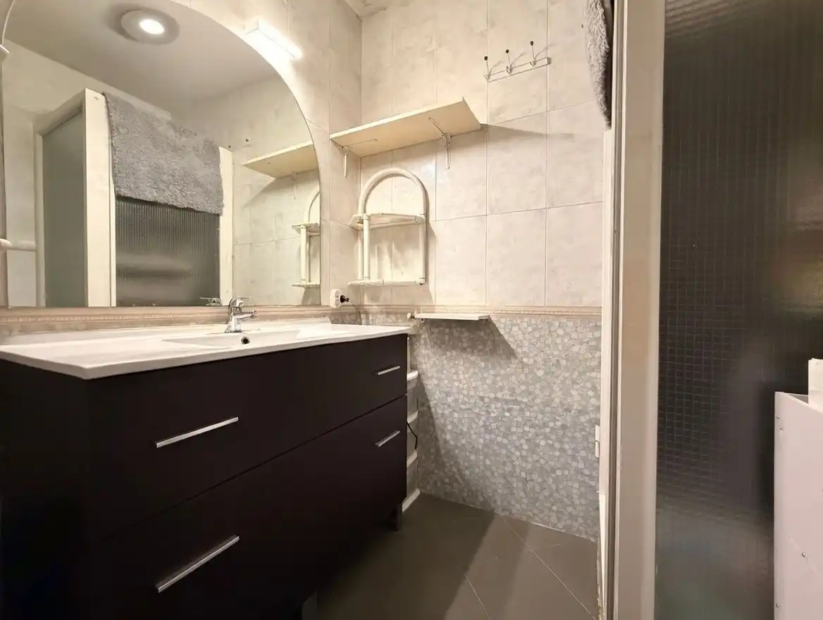 Bathroom of Flat for sale in Alcalá de Henares  with Heating