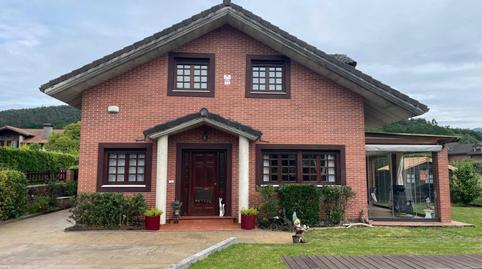 Foto 2 de Casa adosada en venta en Barrio el Puente Urb la Calera, Guriezo, Cantabria