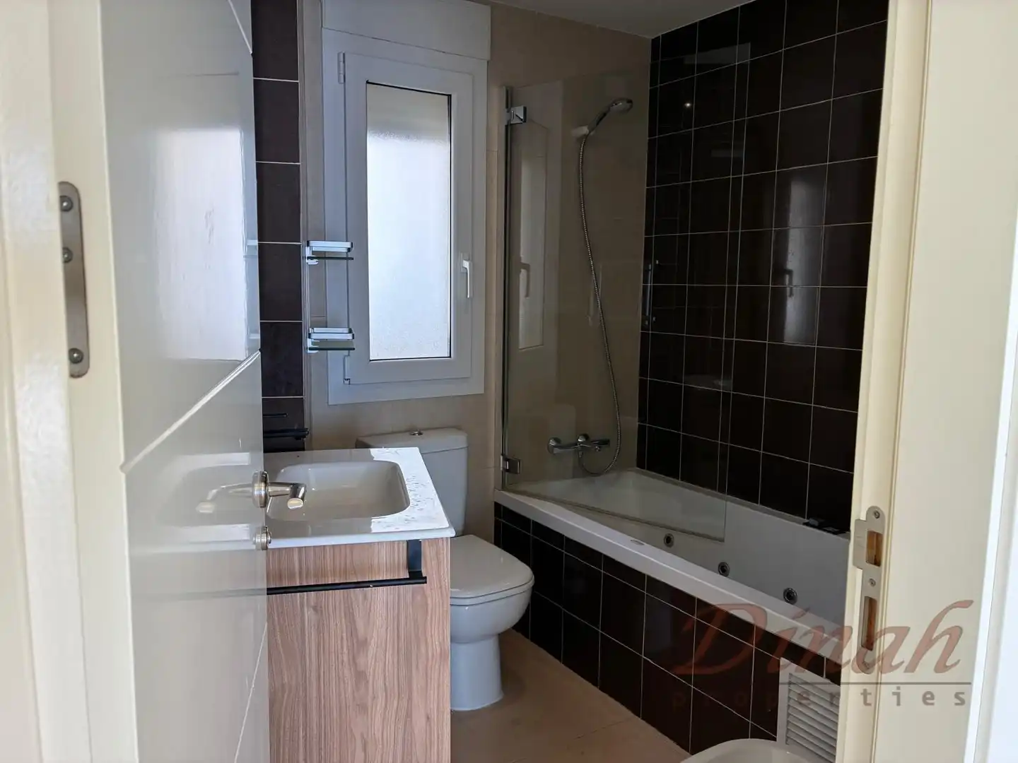 Baño de Apartamento de alquiler en Altea con Aire acondicionado, Calefacción y Terraza