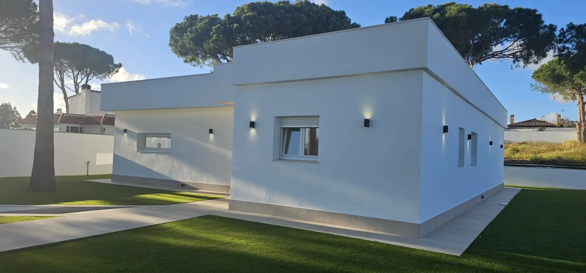 Vista exterior de Casa o xalet en venda en Chiclana de la Frontera