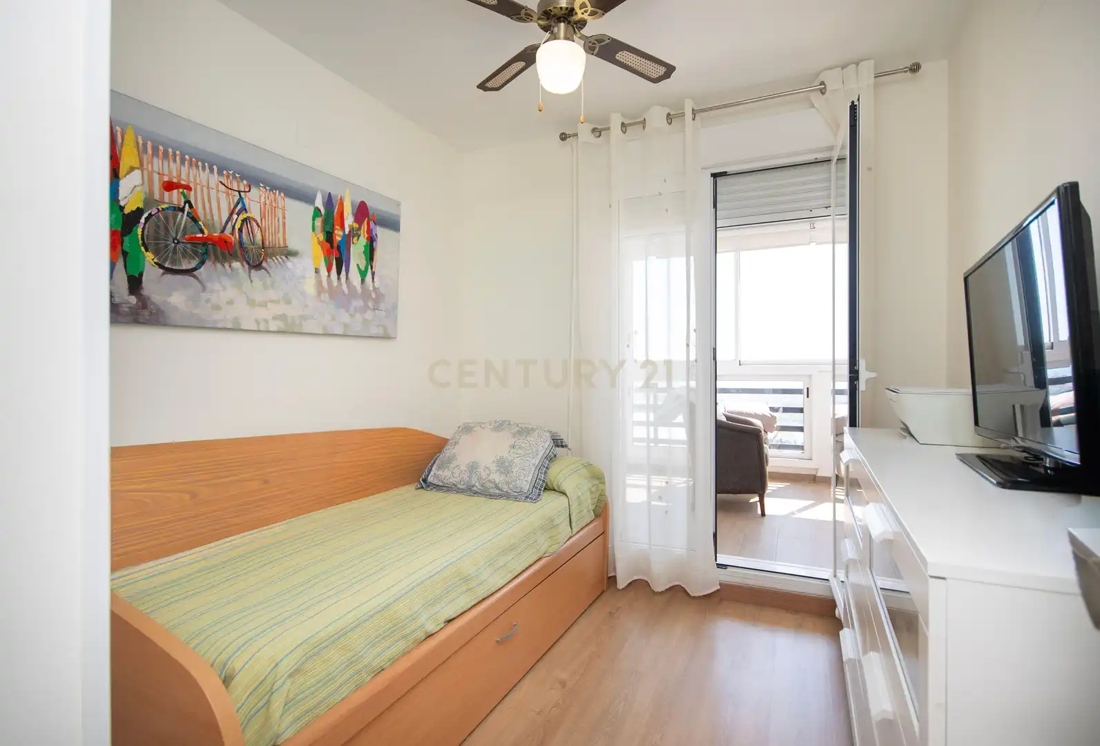 Habitación de Apartamento en venta en Mutxamel con Aire acondicionado, Trastero y Piscina