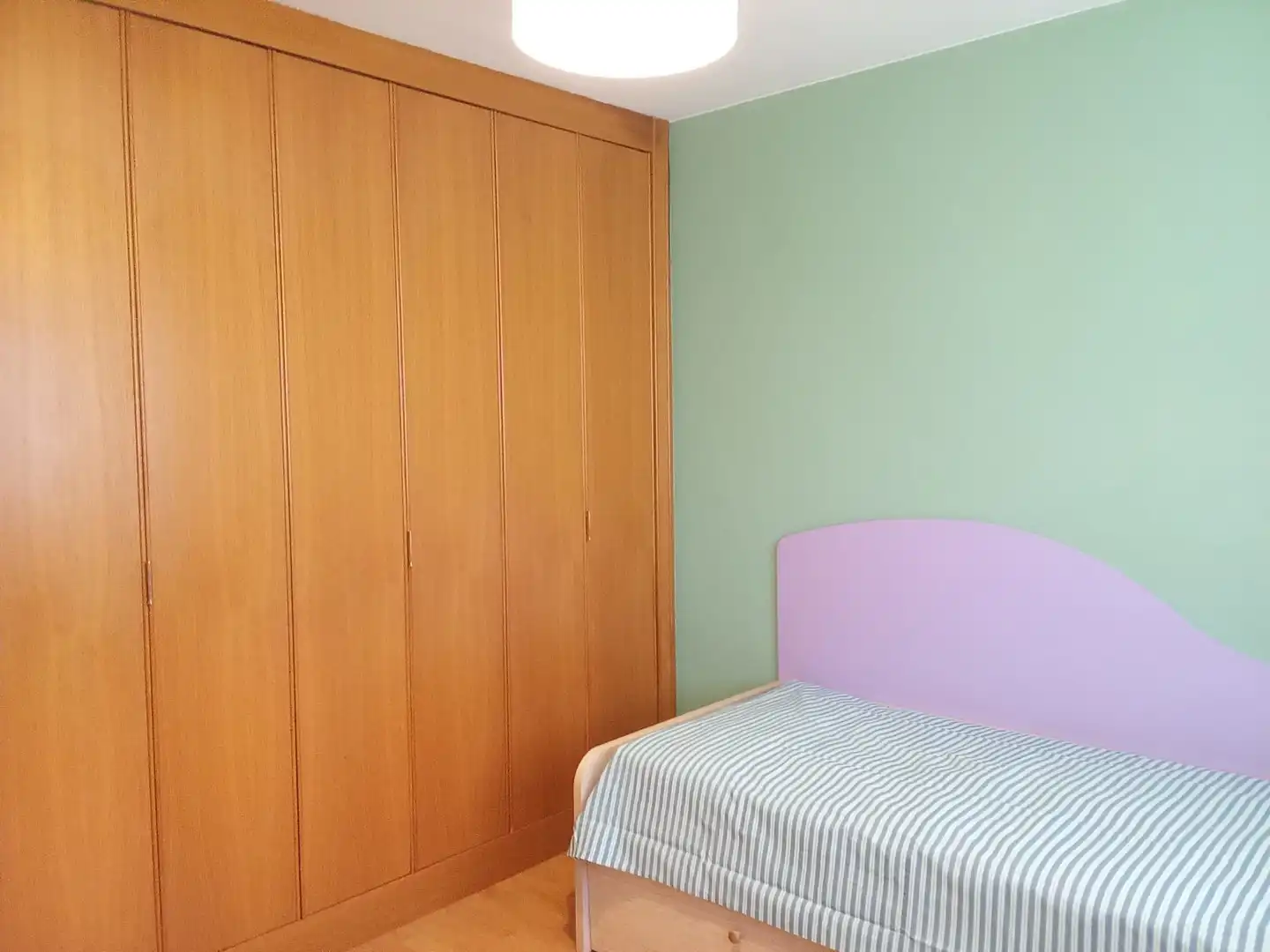 Schlafzimmer von Einfamilien-Reihenhaus zur Miete in Utebo mit Terrasse, Schwimmbad und Möbliert