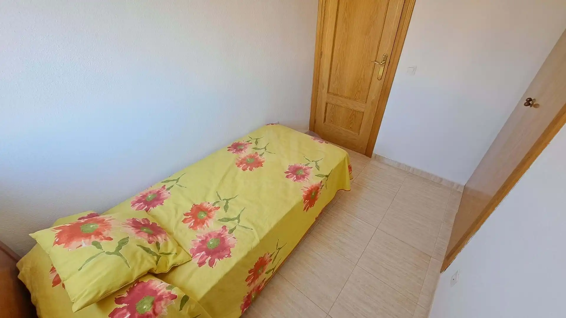 Schlafzimmer von Wohnung zum Verkauf in Oropesa del Mar / Orpesa mit Klimaanlage, Terrasse und Schwimmbad