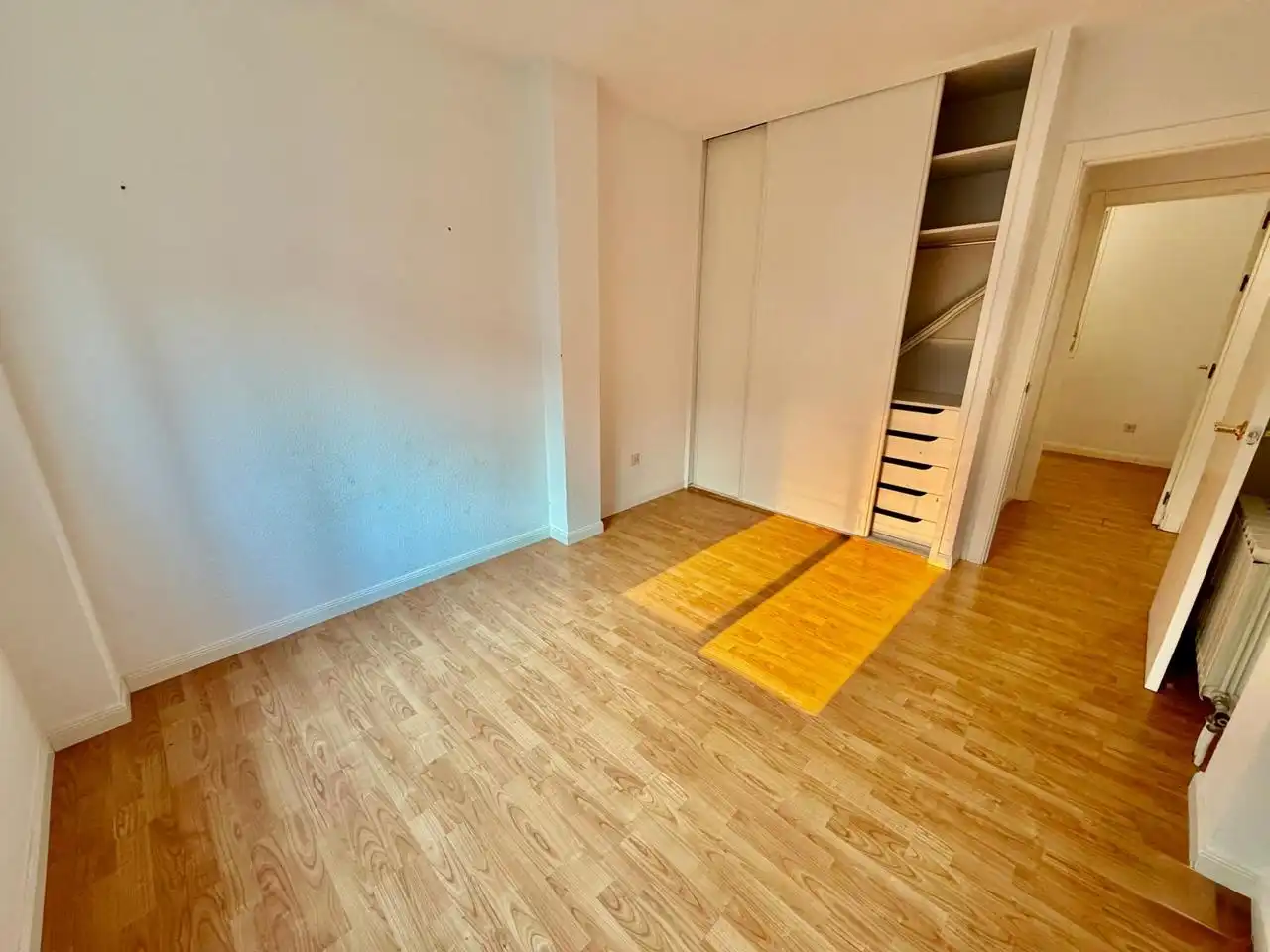Habitación de Piso en venta en Alcobendas con Calefacción y Piscina comunitaria