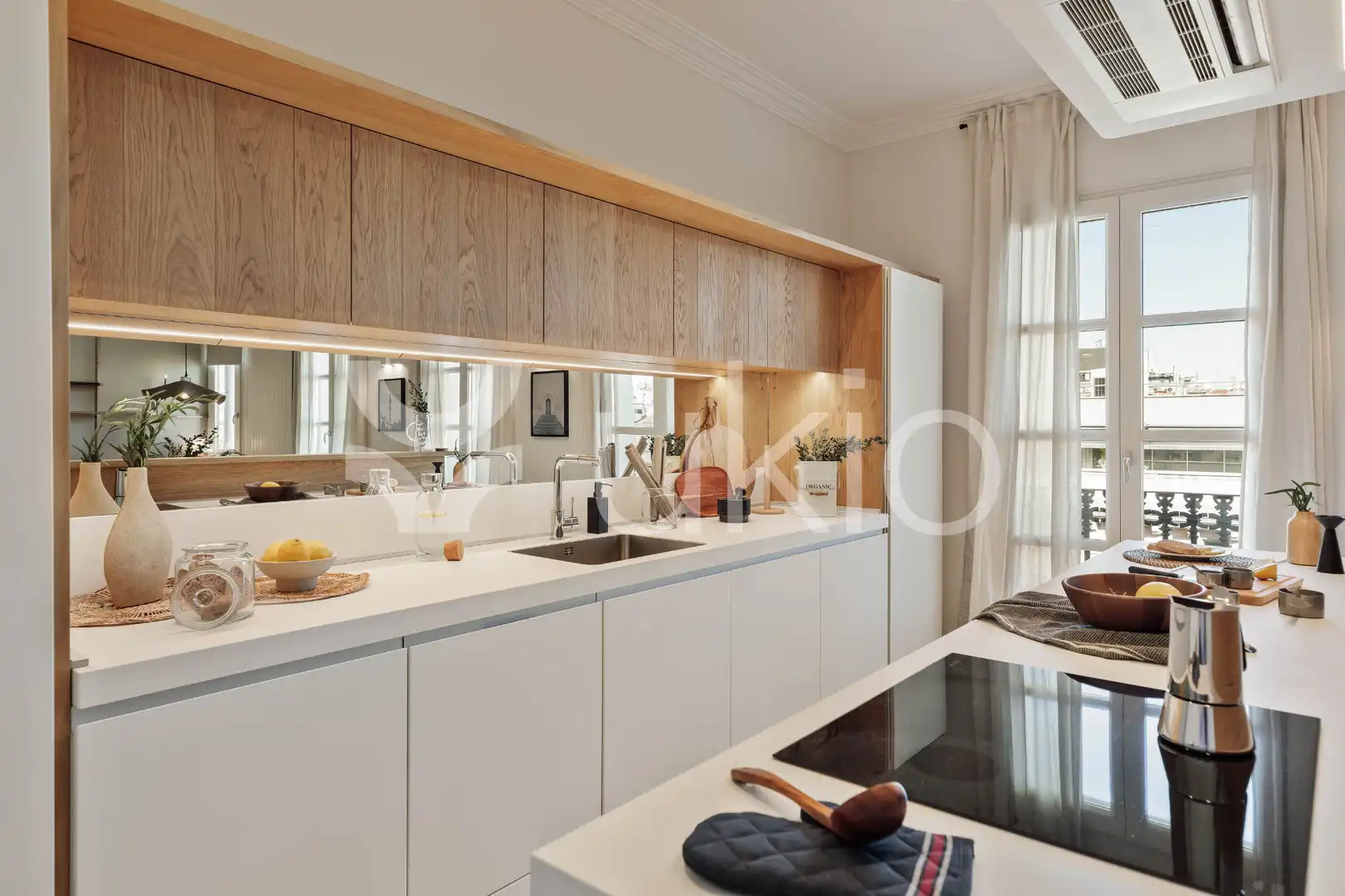 Cocina de Apartamento de alquiler en Barcelona con Aire acondicionado, Calefacción y Amueblado