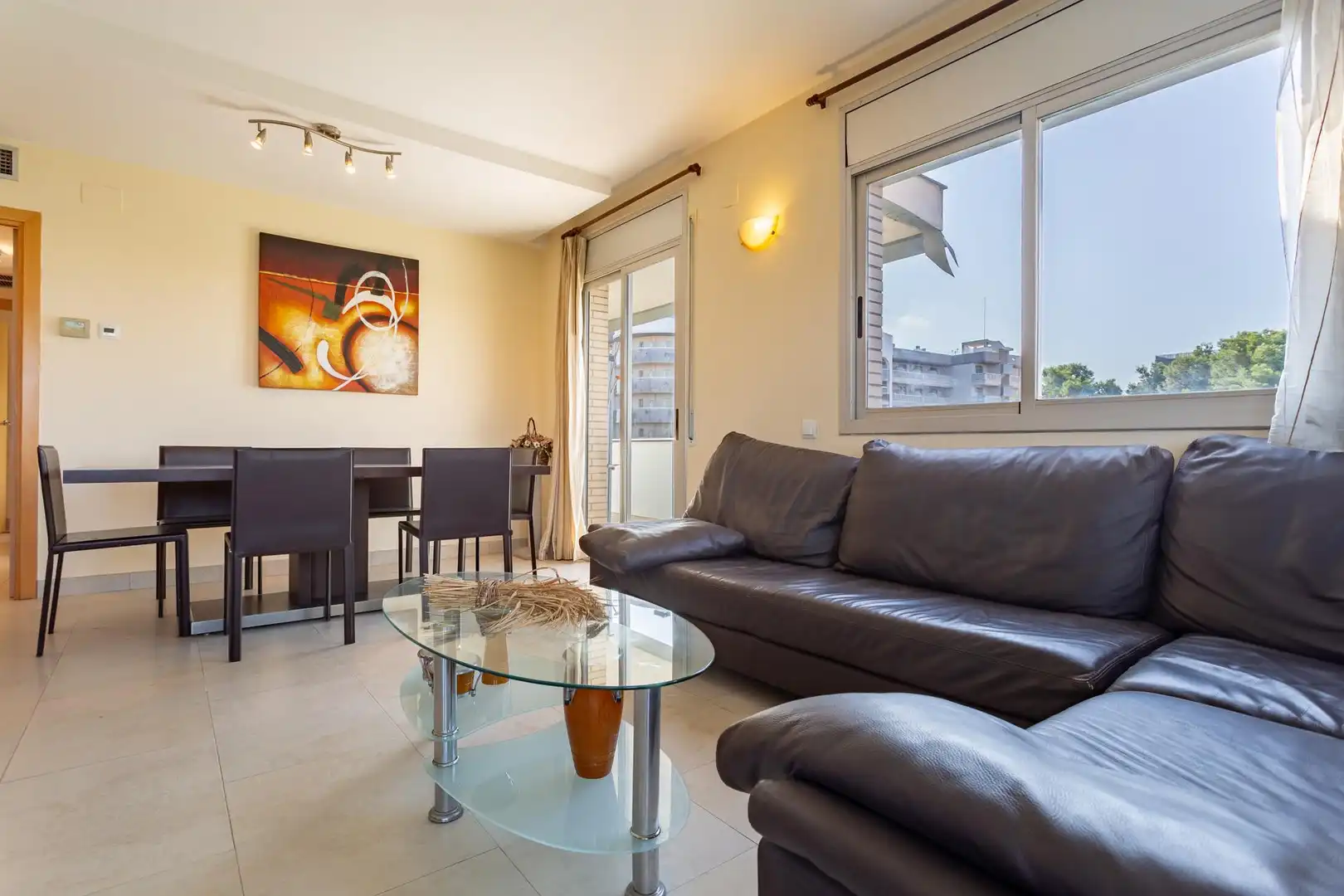 Sala de estar de Ático en venta en Salou con Aire acondicionado, Calefacción y Jardín privado