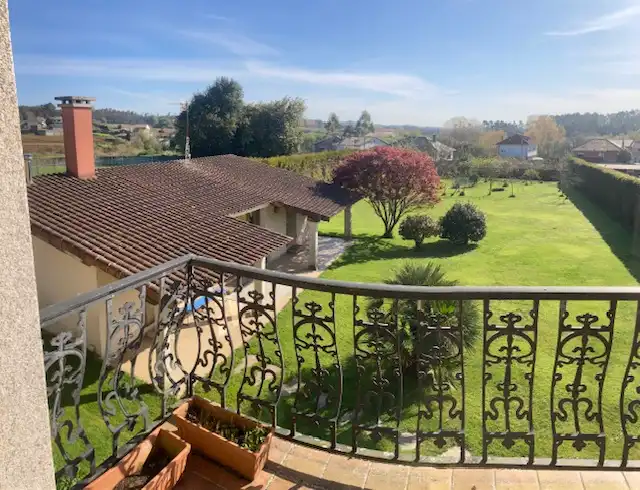 Jardín de Casa o chalet en venta en Carballo con Calefacción, Jardín privado y Parquet