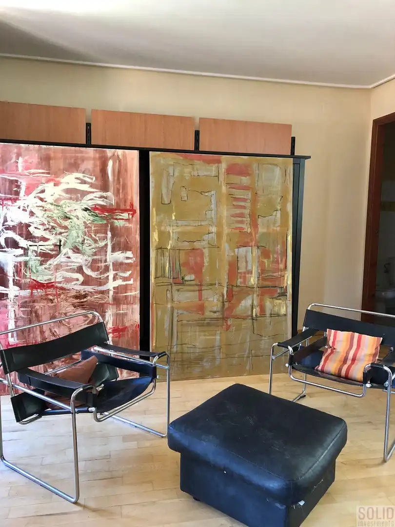 Exterior view of Flat for rent in Valencia  with Air Conditioner, Heating and Storage room