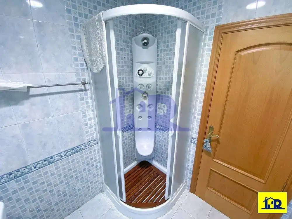 Bathroom of Houses for sale in Arcas del Villar  with Terrace, Storage room and Swimming Pool
