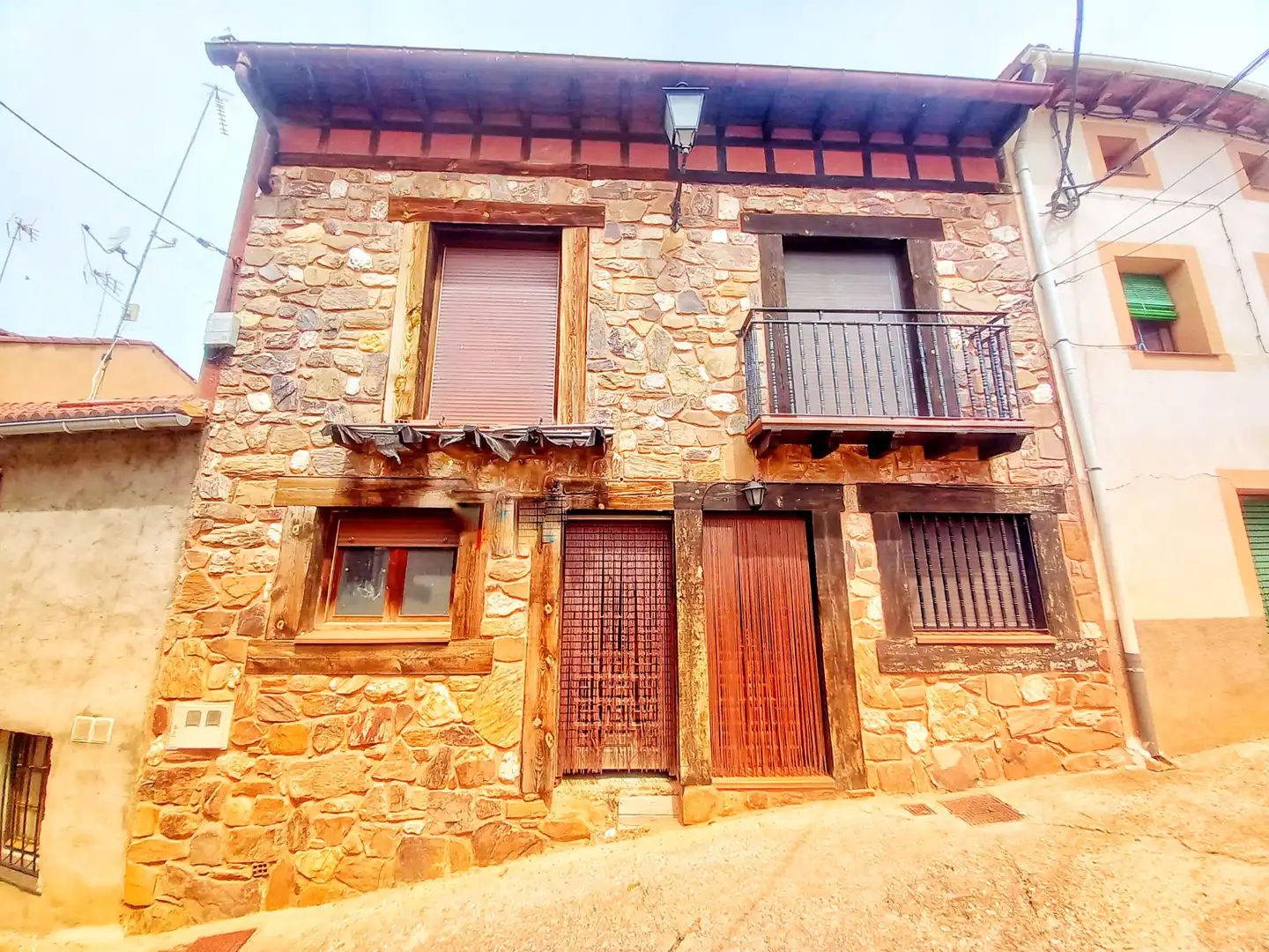 Casa adosada en venta en Calle Olmo, 8, Ayllón