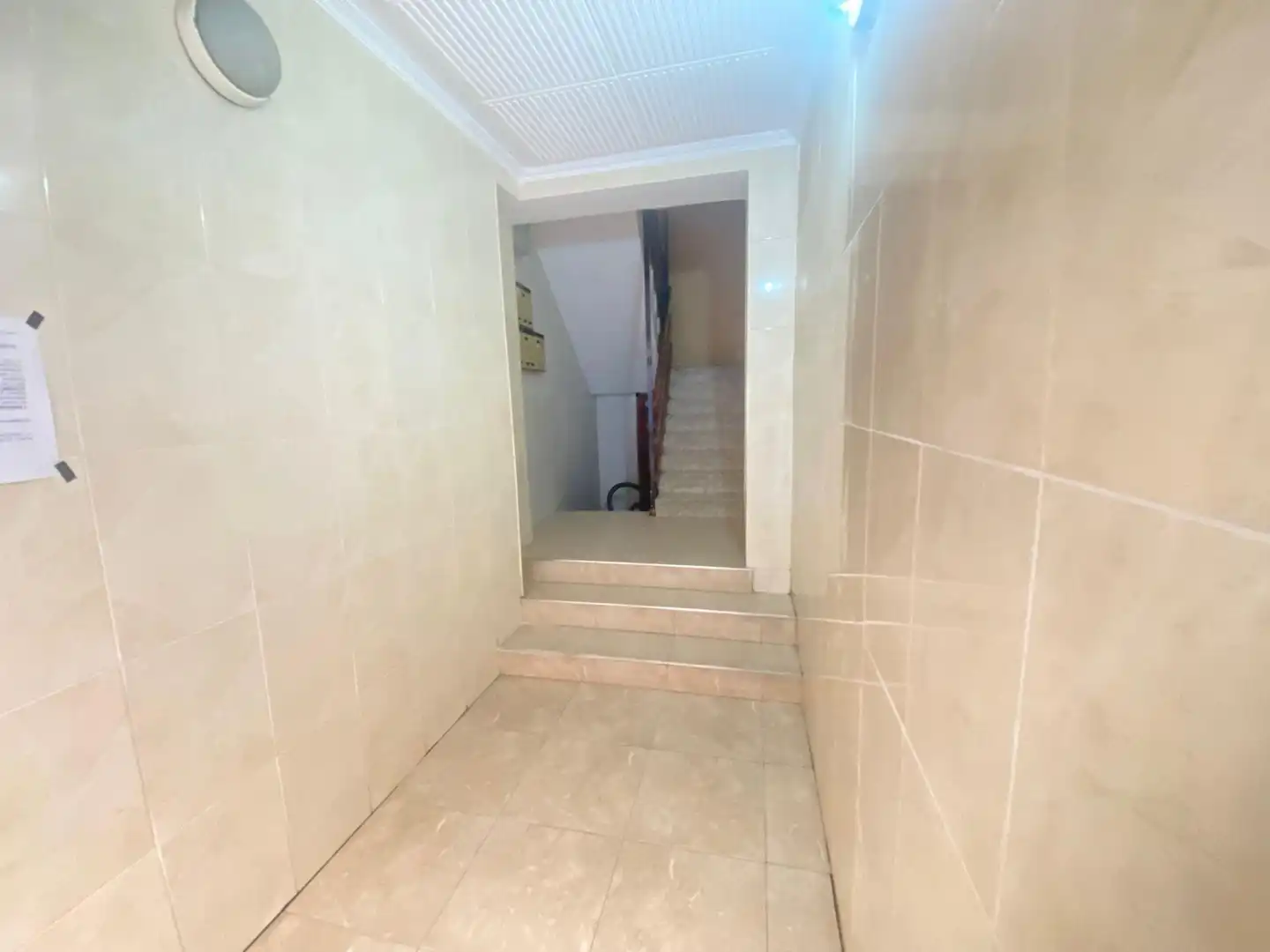 Piso en venta en Alicante / Alacant con Aire acondicionado y Balcón