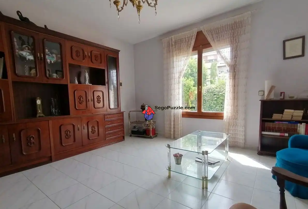 Wohnzimmer von Haus oder Chalet zum Verkauf in Roda de Eresma mit Klimaanlage, Heizung und Terrasse