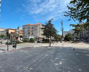 Vista exterior de Pis en venda en Santander