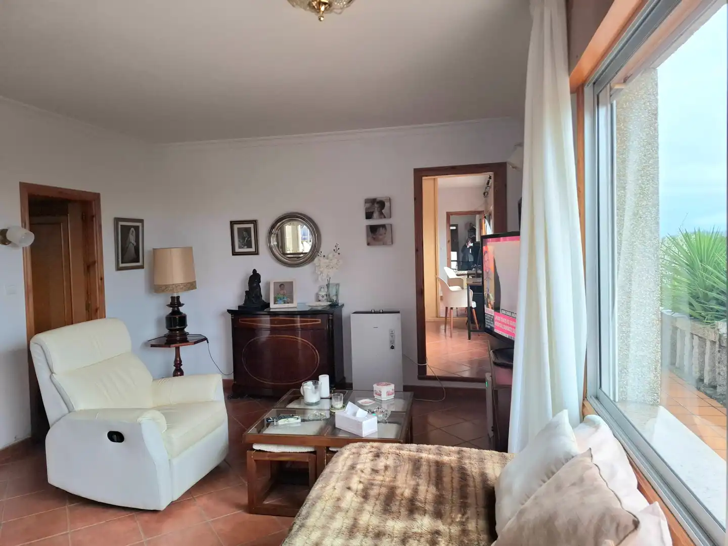Wohnzimmer von Haus oder Chalet zum Verkauf in As Neves   mit Heizung, Privatgarten und Terrasse