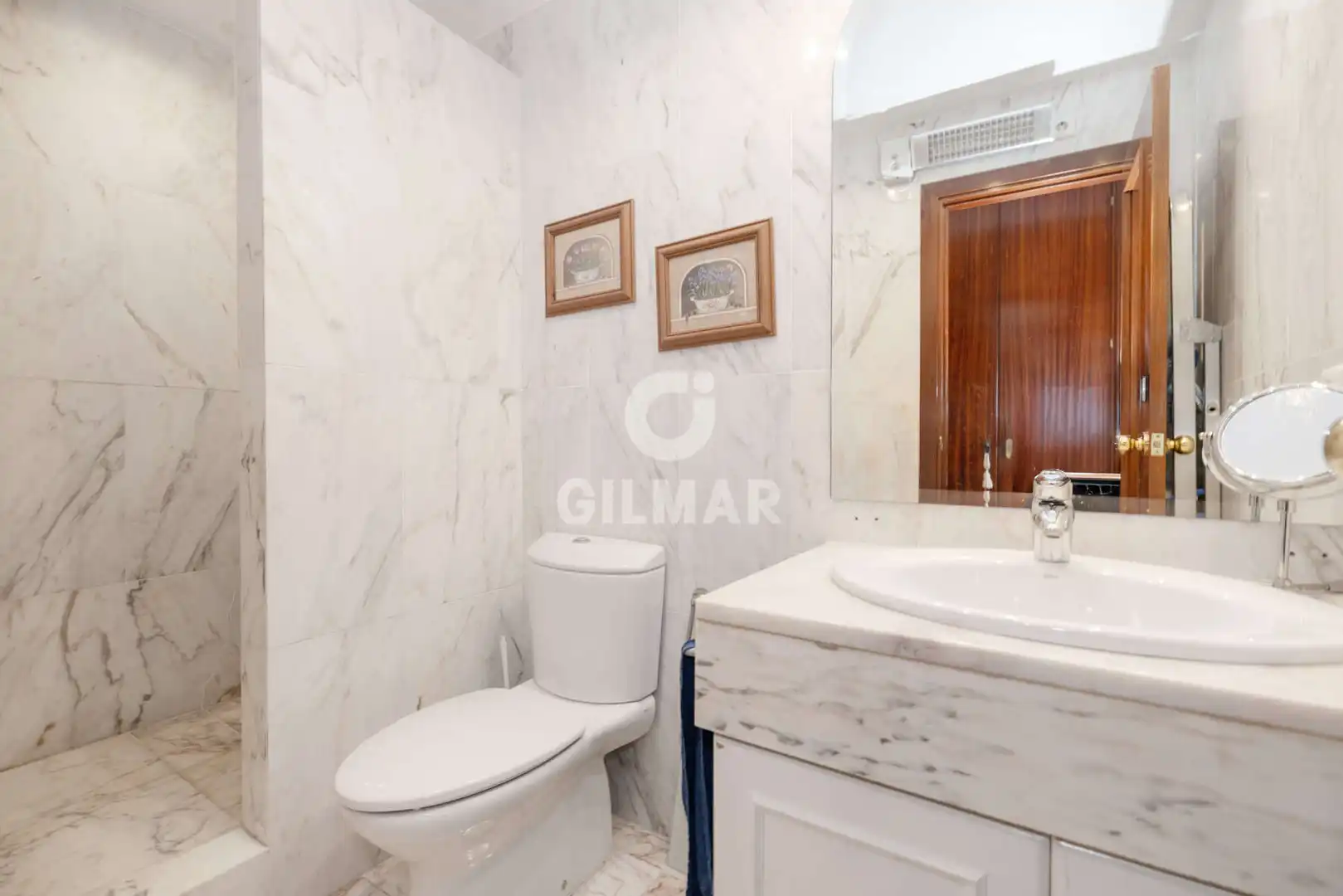 Bathroom of Apartments for sale in Estepona  with Heating and Swimming Pool