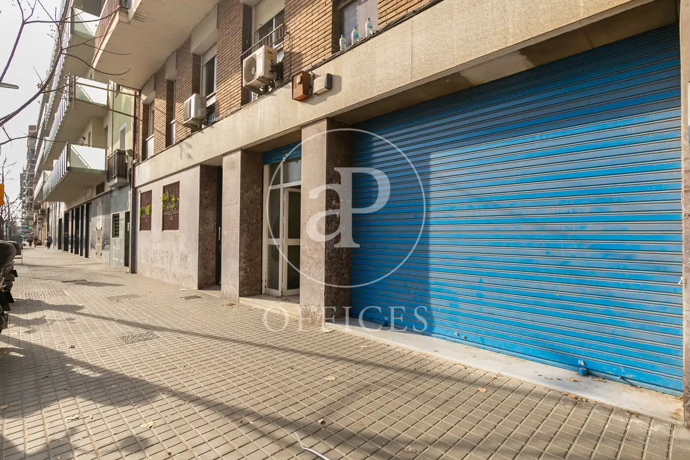 Außenansicht von Büro zum Verkauf in Barcelona mit Klimaanlage und Heizung