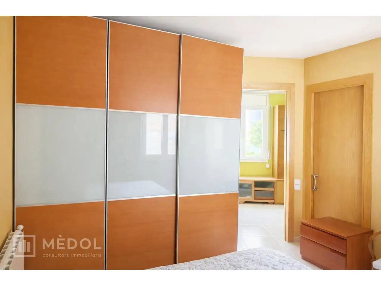 Dormitori de Casa o xalet en venda en Móra d'Ebre amb Aire condicionat, Parquet i Moblat