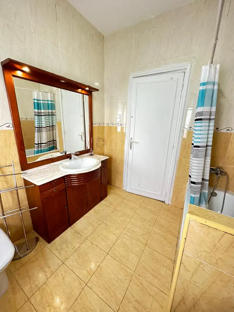 Baño de Piso para compartir en Zaragoza con Amueblado