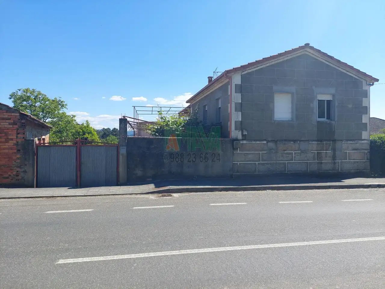 Casa amb jardí en venda a A Merca