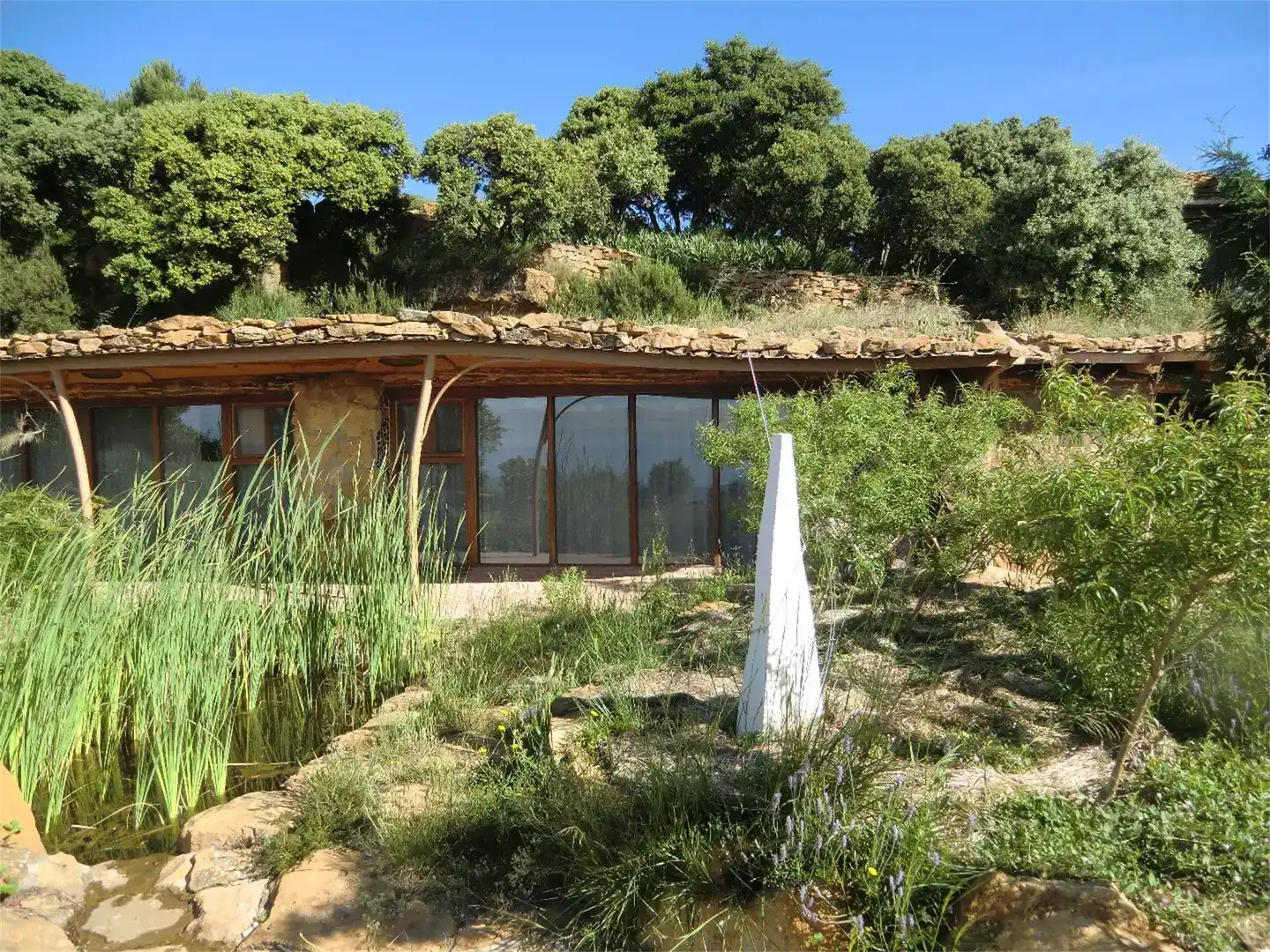 Außenansicht von Country house zur Miete in Sierra Engarcerán mit Privatgarten