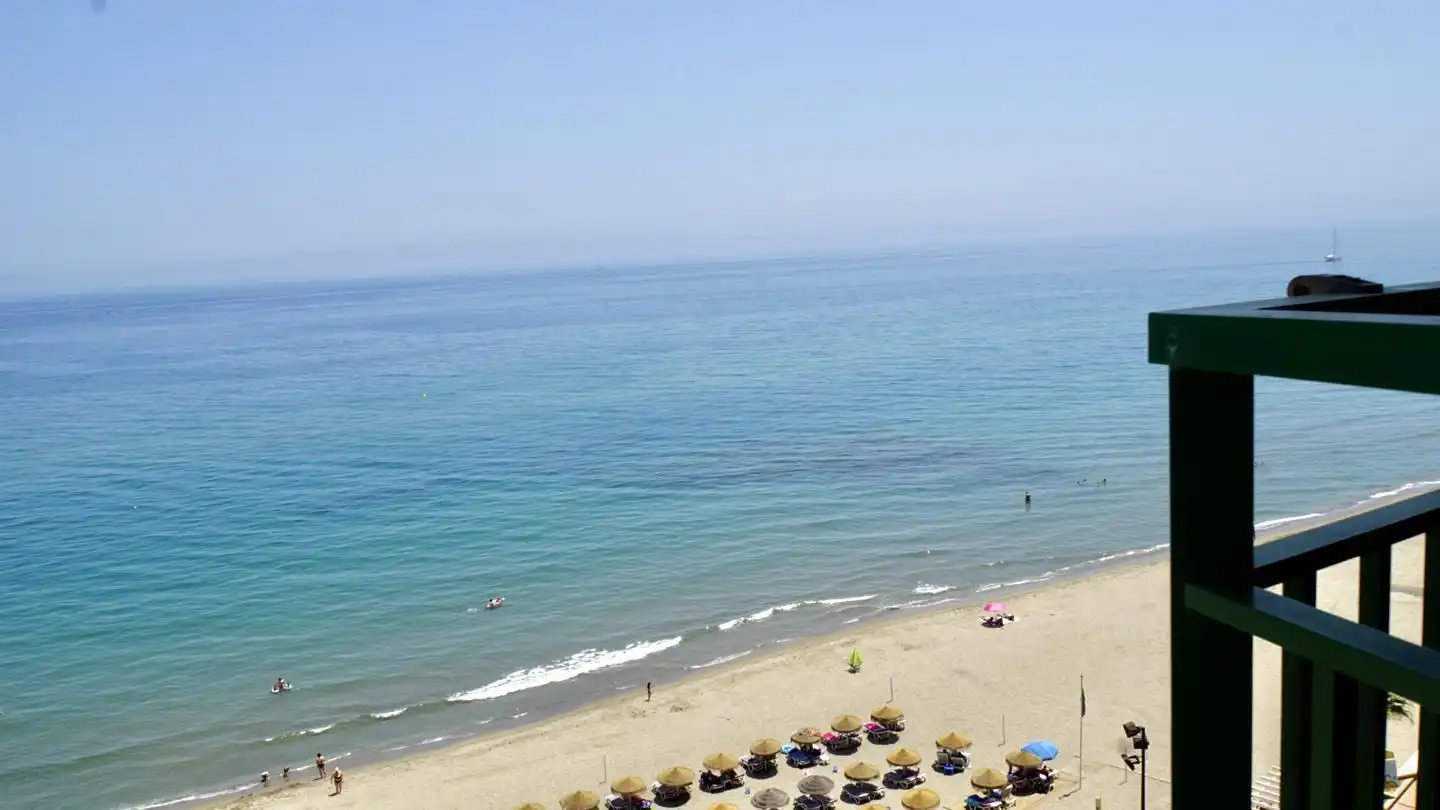 Flat for rent in Paseo Marítimo Rey de España, Las Gaviotas - Carvajal