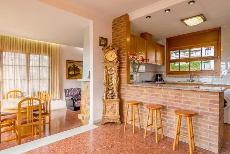 Cocina de Casa o chalet en venta en Lloret de Mar con Calefacción, Jardín privado y Piscina