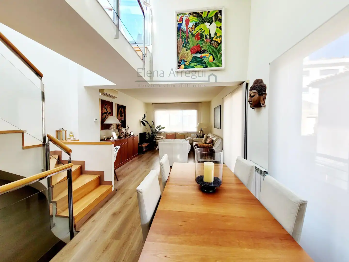 Sala d'estar de Casa o xalet en venda en Sant Cugat del Vallès amb Aire condicionat, Calefacció i Parquet