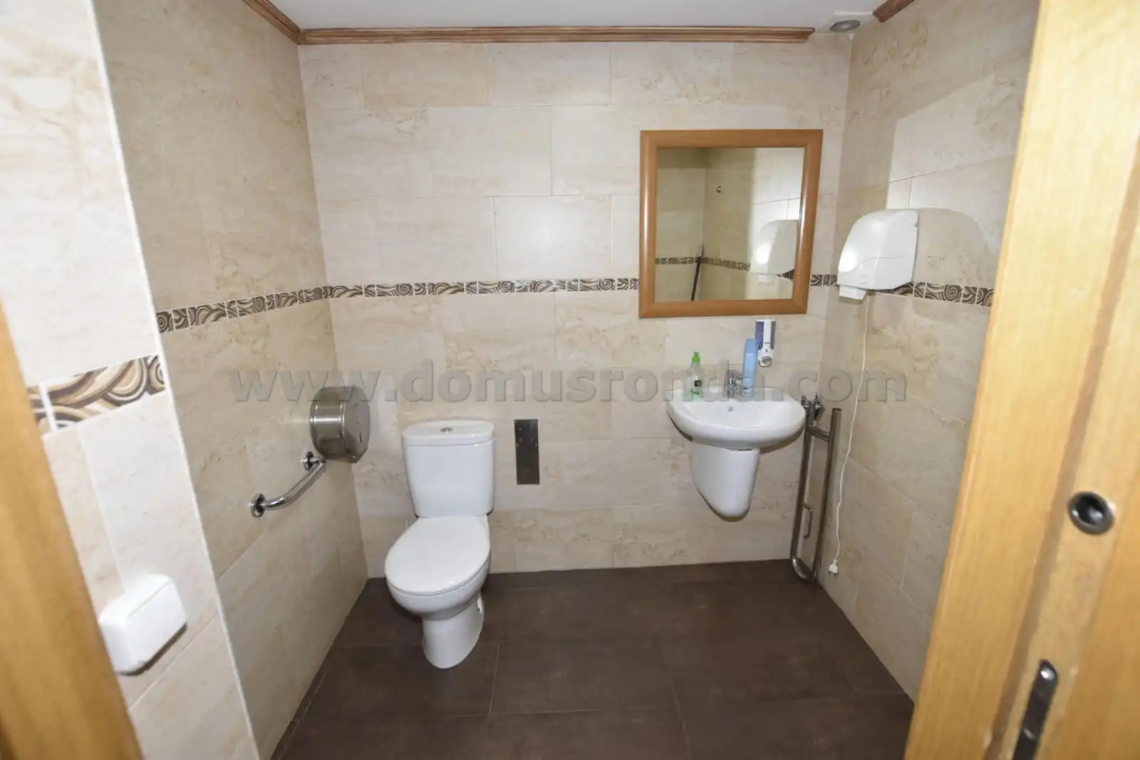 Local comercial en venda a San Rafael, imagen 7