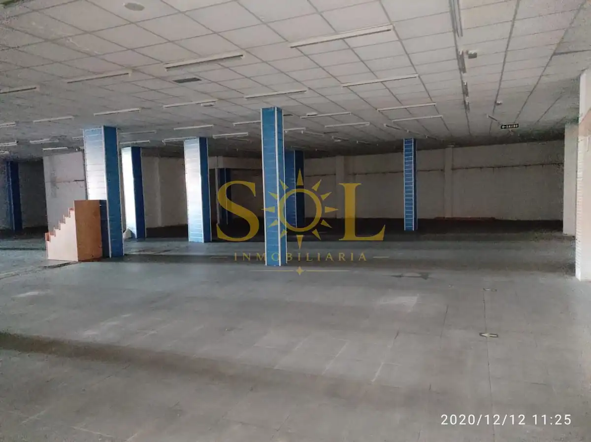 Local comercial en venda a Calle Alc M Castaño 104, imagen 6