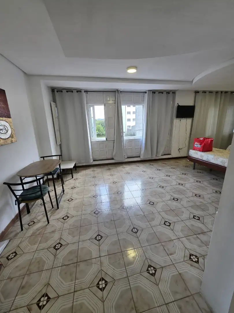 Sala d'estar de Estudi de lloguer en Narón amb Moblat i Es permeten mascotes