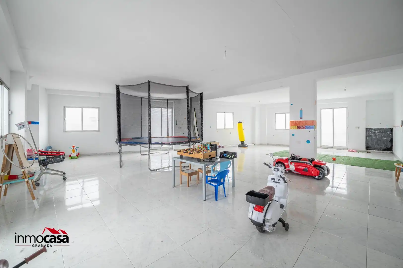 Edificio en venta en Dehesas Viejas