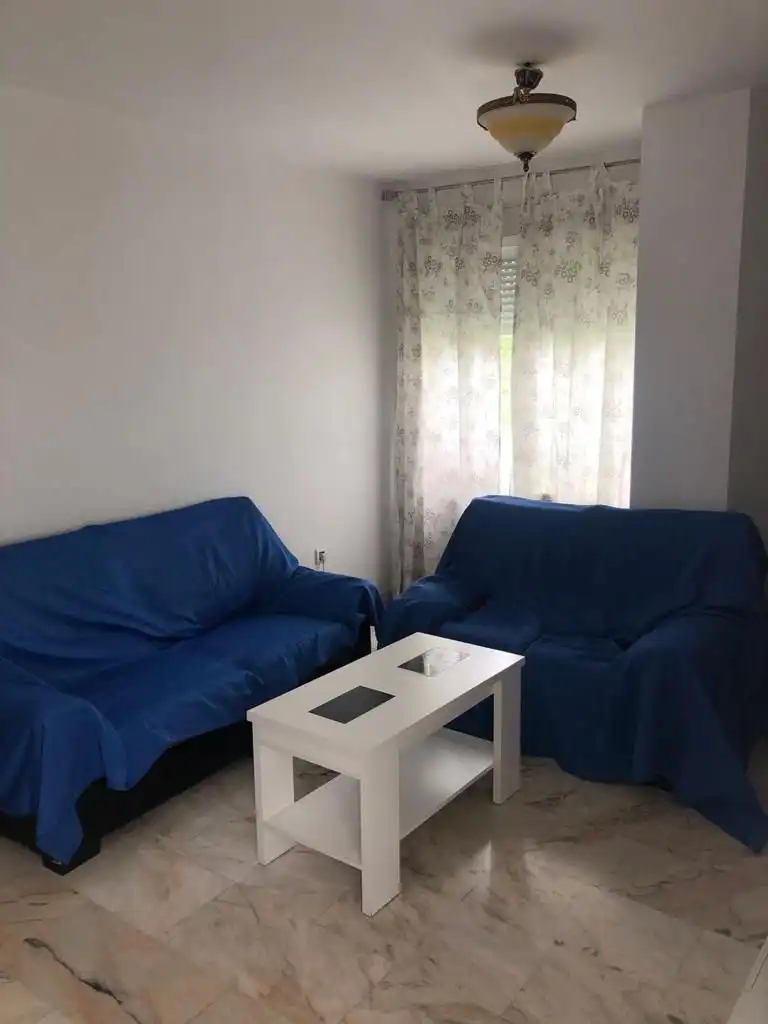 Flat for rent in Maria Auxiliadora - Barriada de Llera