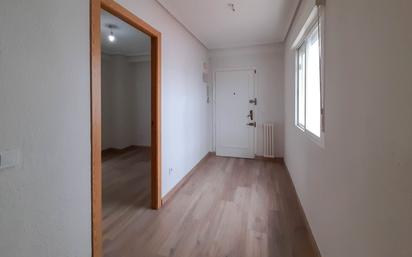 Flat to rent in  Madrid Capital  with Heating, Oven and Washing machine