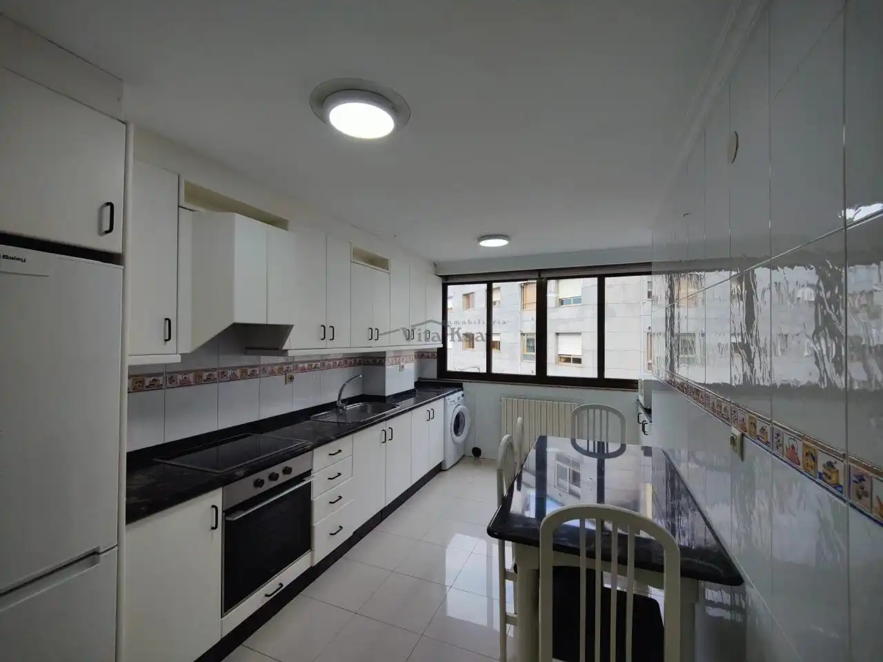 Kitchen of Flat for rent in Ourense Capital   with Heating, Storage room and Furnished