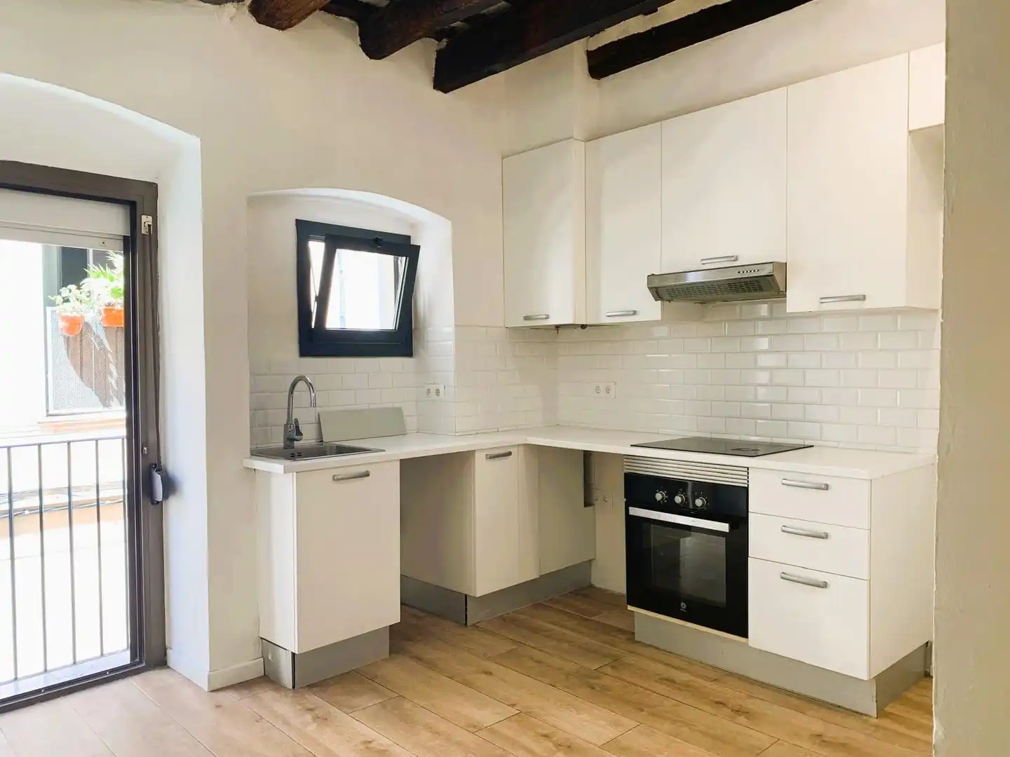 Kitchen of Flat for sale in Vilanova i la Geltrú  with Heating and Parquet flooring
