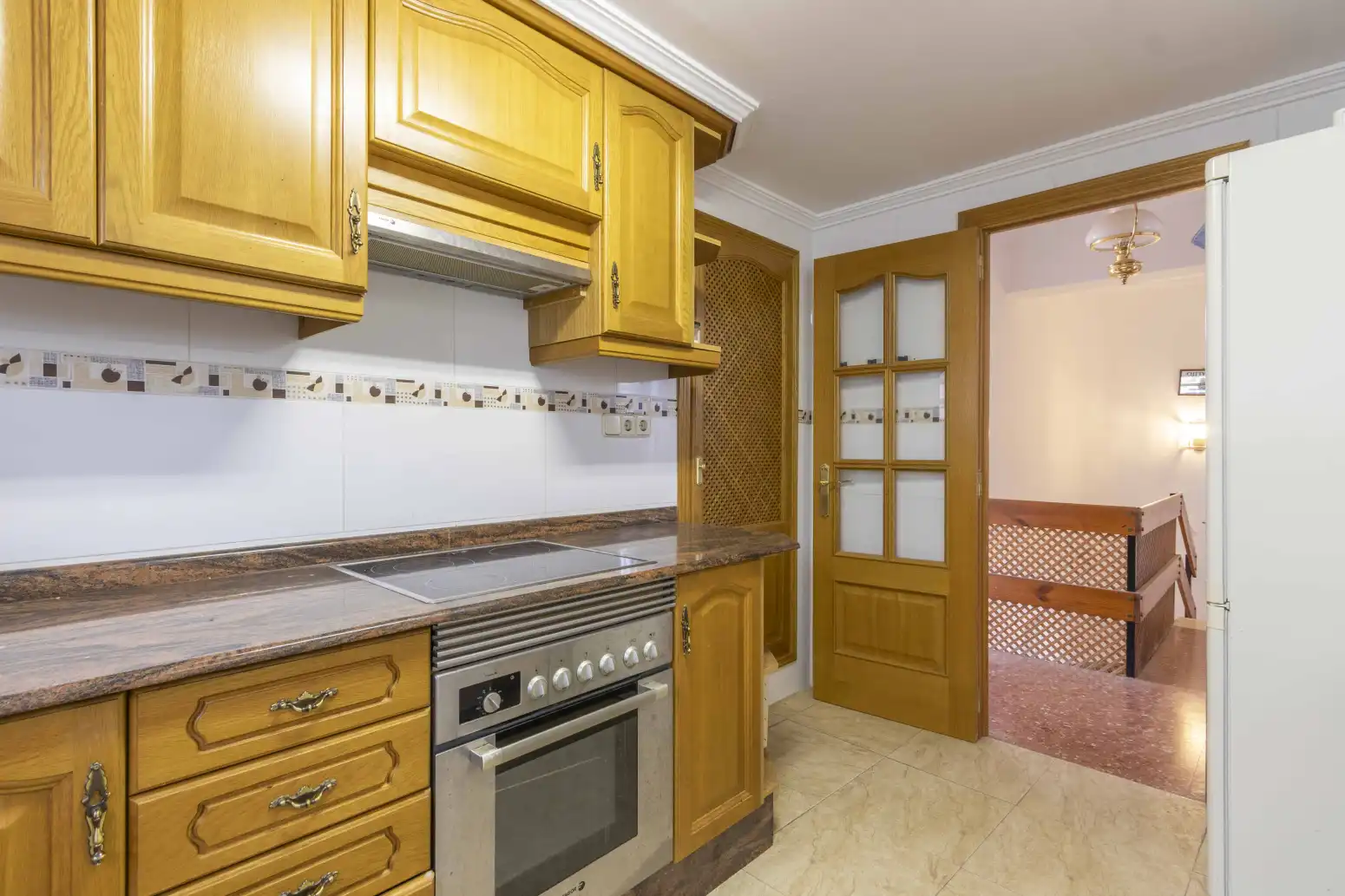 Cocina de Casa o chalet en venta en Calles con Jardín privado, Terraza y Piscina