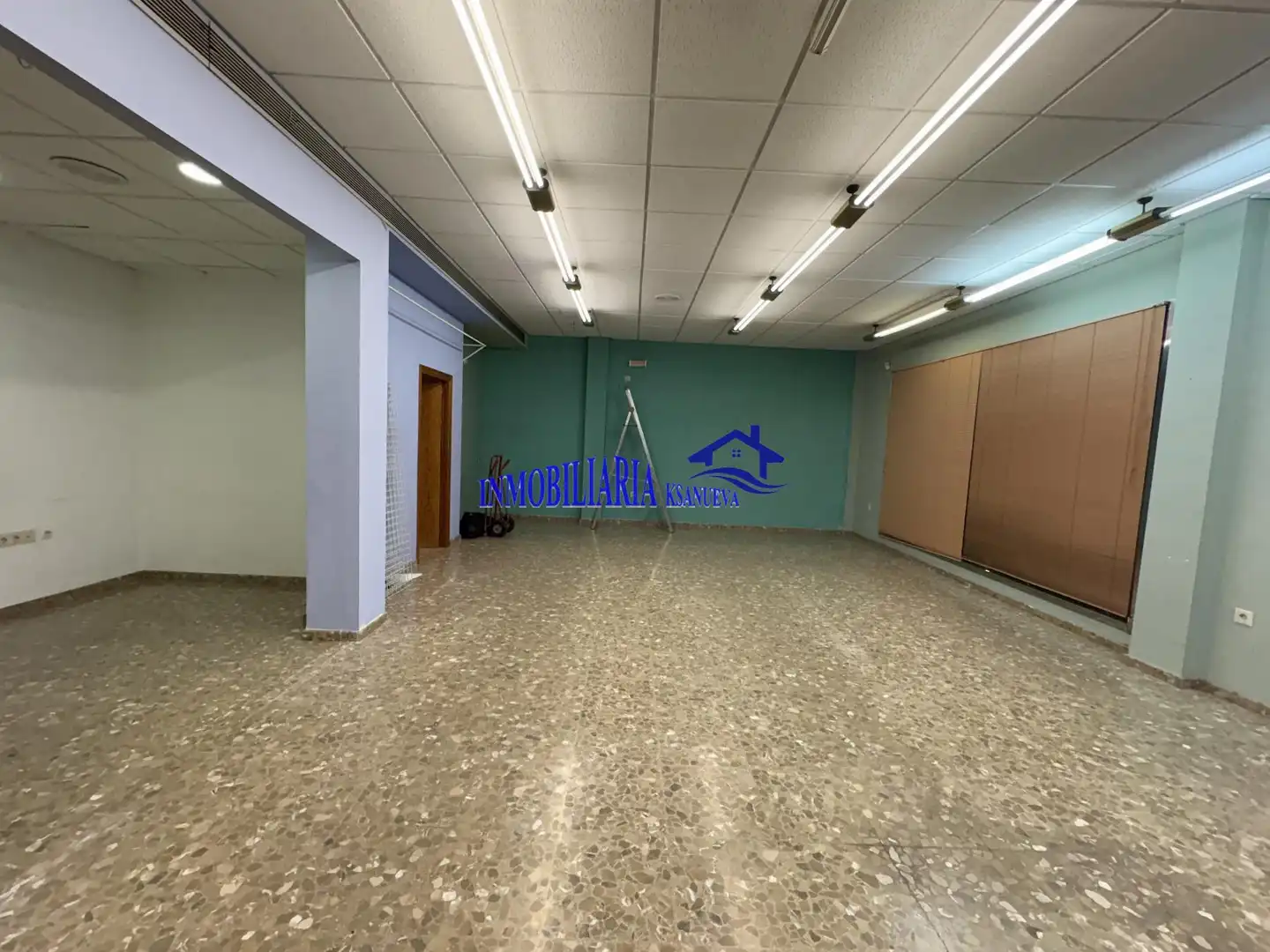 Local comercial en alquiler en Sureste, imagen 2