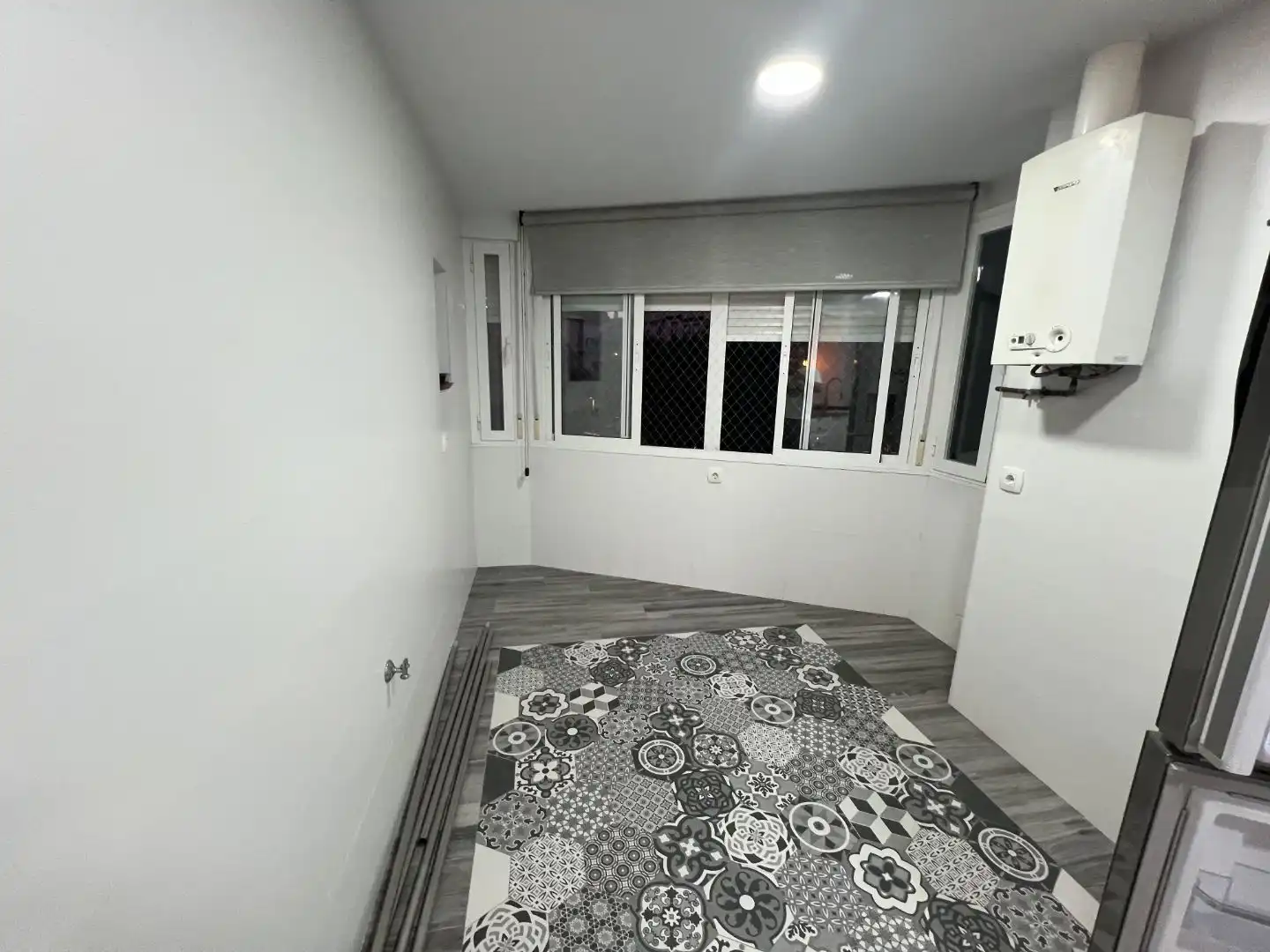 Wohnung zur Miete in Montequinto mit Klimaanlage, Heizung und Schwimmbad