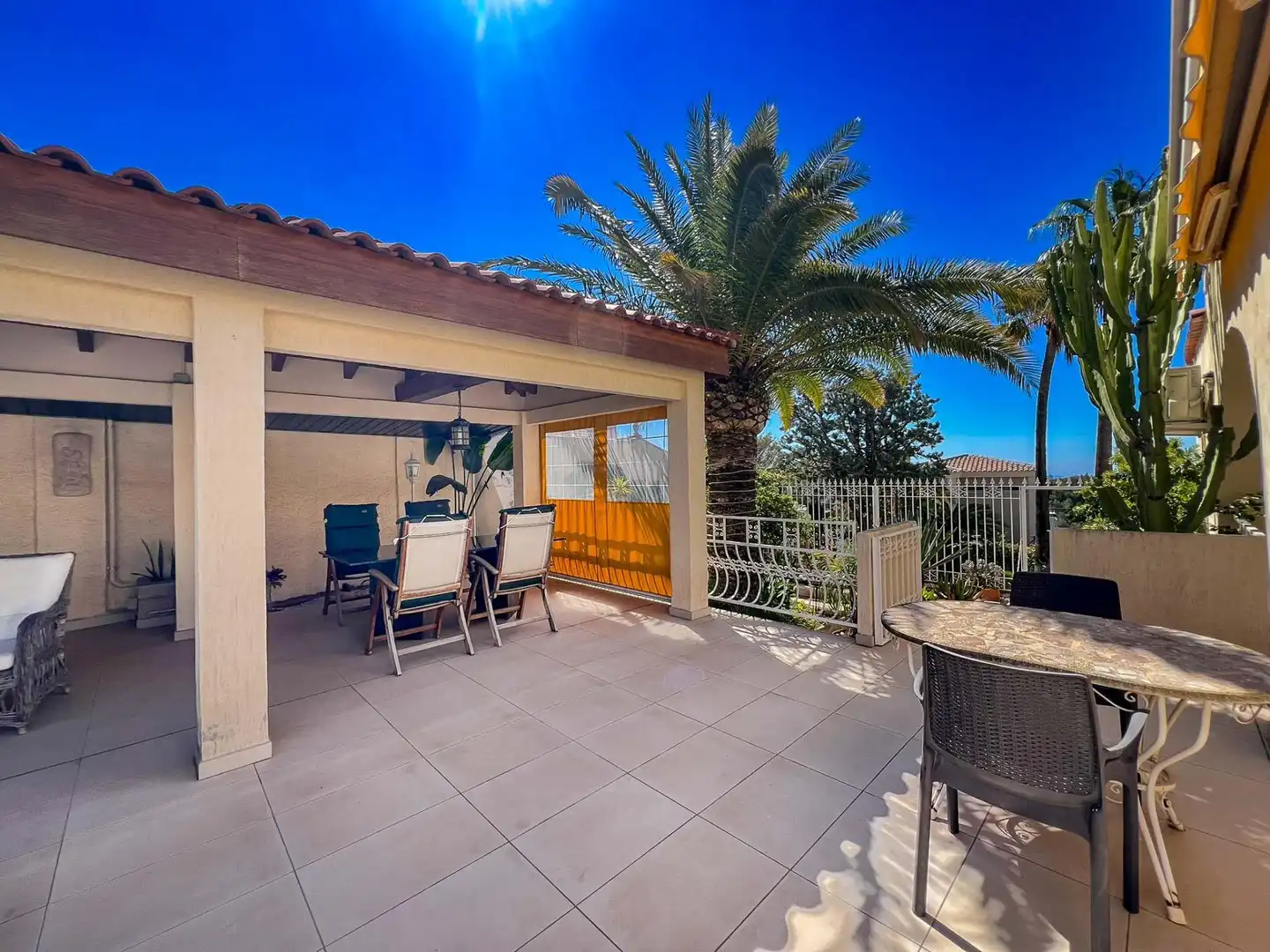 Terraza de Casa o chalet en venta en La Nucia con Aire acondicionado, Jardín privado y Piscina