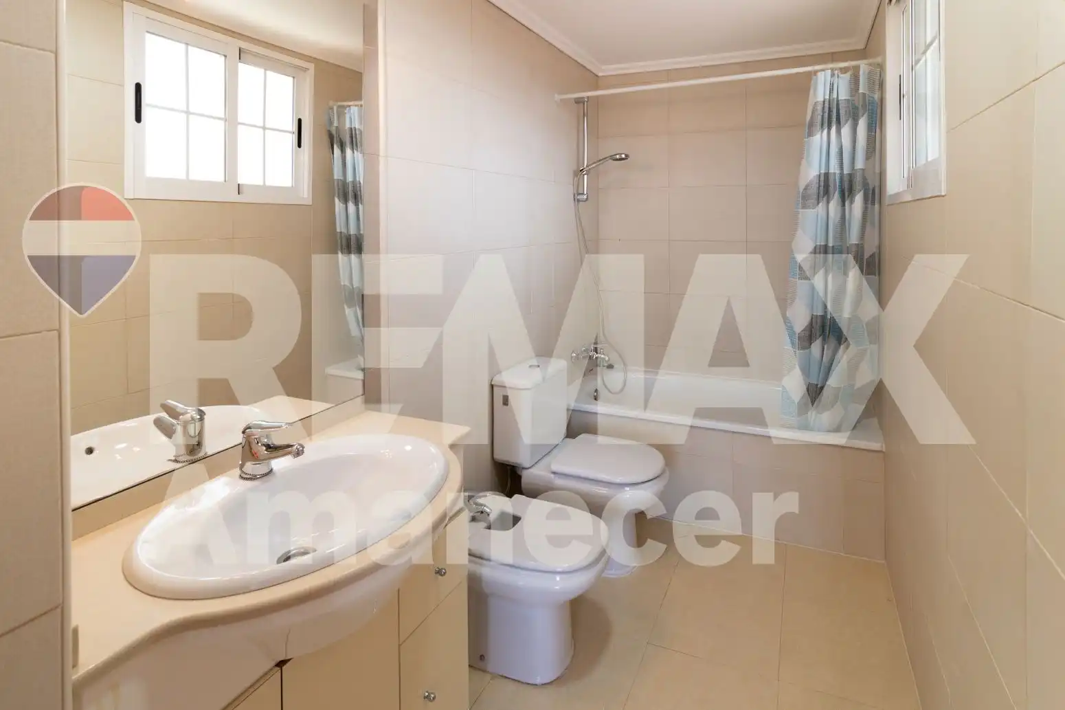 Bathroom of Attic for sale in Dénia  with Air Conditioner, Private garden and Terrace