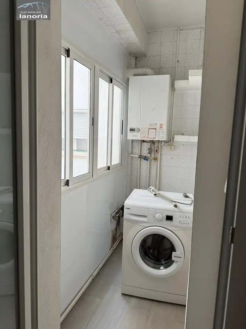 Flat for rent in Ensanche - Franciscanos