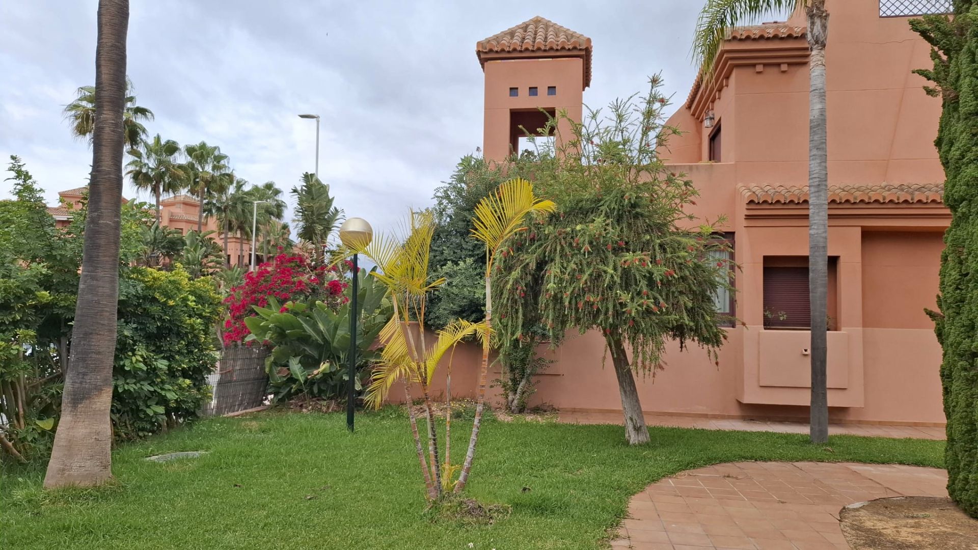 Garden of House or chalet for sale in Motril  with Air Conditioner, Terrace and Storage room