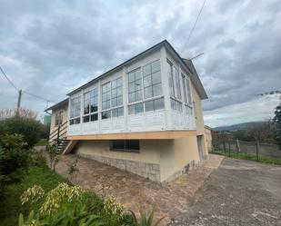 Vista exterior de Casa o xalet en venda en Ferrol amb Terrassa