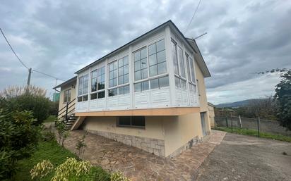 Vista exterior de Casa o xalet en venda en Ferrol amb Terrassa