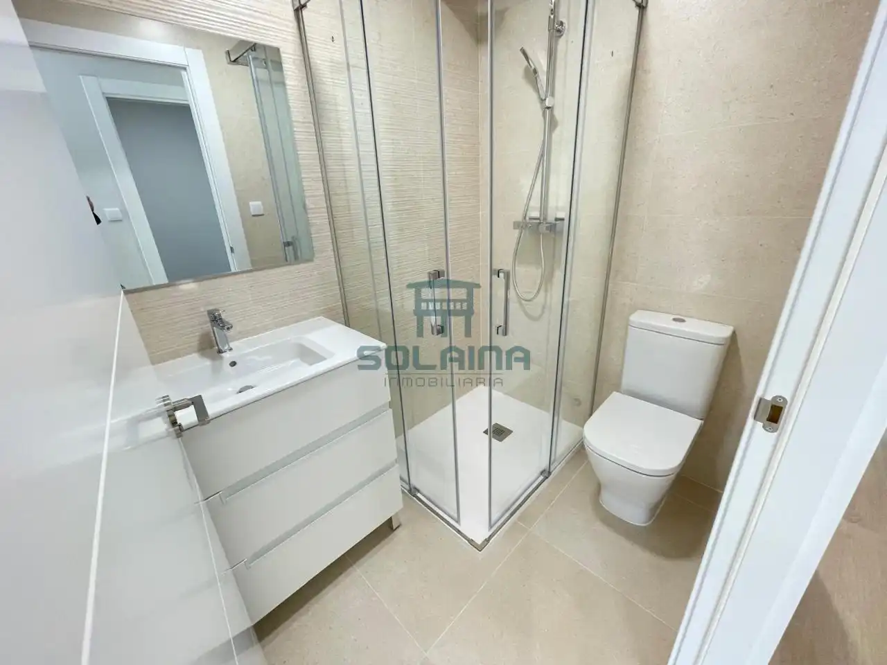 Bathroom of Flat for sale in Ourense Capital   with Heating, Storage room and Balcony
