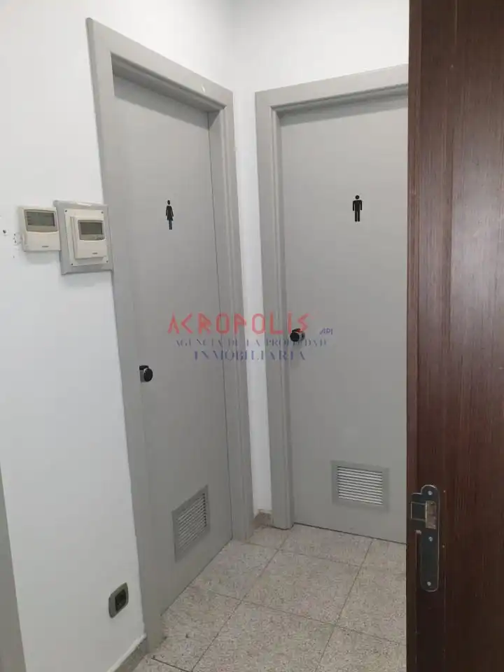 Local comercial en venda a San Claudio - La Chantría, imagen 7
