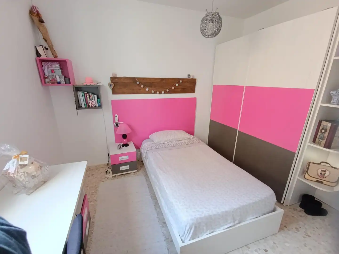 Bedroom of Houses for sale in Coria del Río