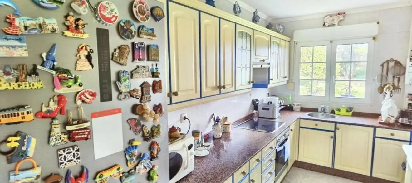 Cocina de Finca rústica en venta en Gijón  con Calefacción y Jardín privado