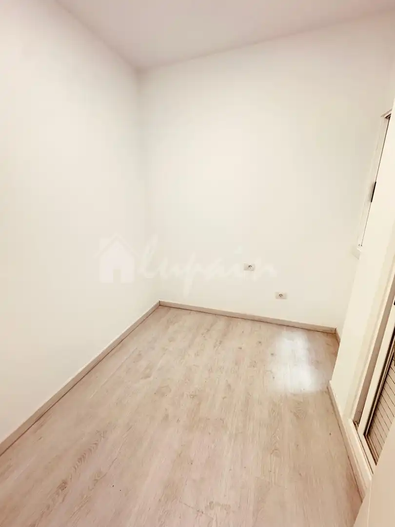 Dormitori de Apartament en venda en Arona amb Calefacció