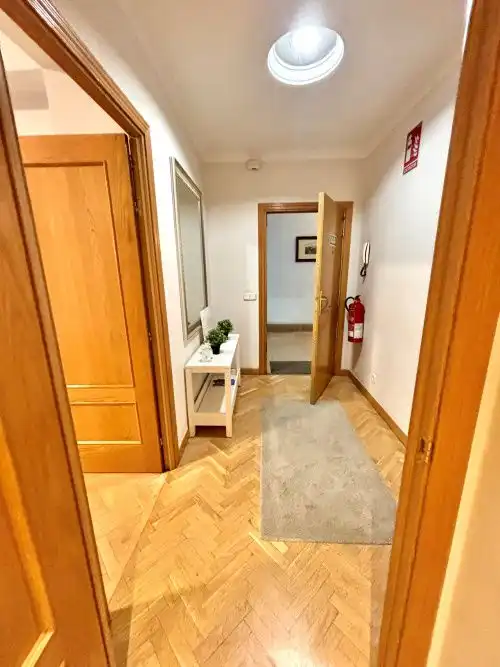 Flat for rent in Madrid  with Air Conditioner, Heating and Parquet flooring